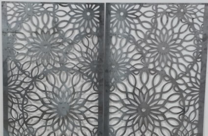 Sunflower Mandala Screen laser-cut design